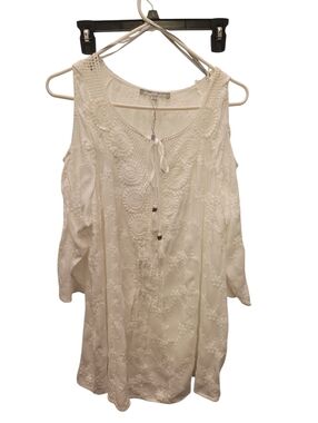 Embrodered/embellished Daniel Rainn White Crochet-Trim Cold Shoulder Tunic